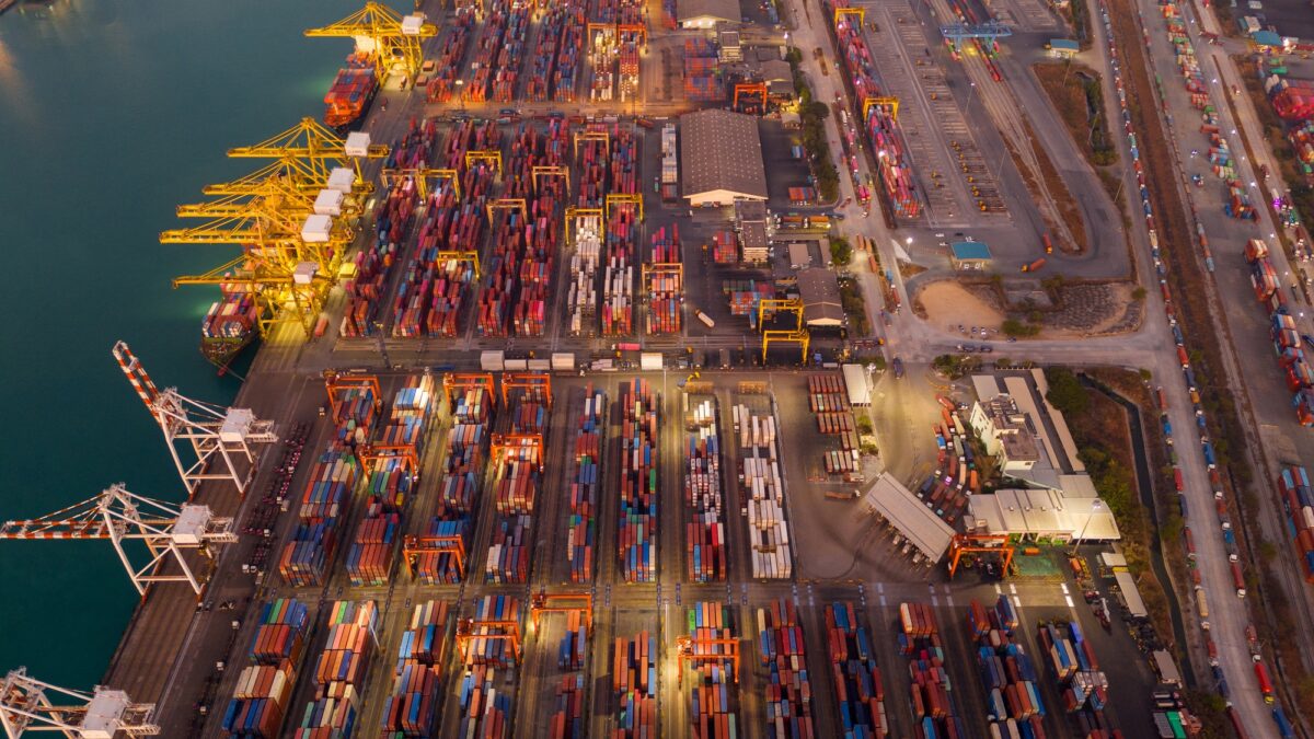 Shipyard Cargo Container Sea Port Freight forwarding service logistics